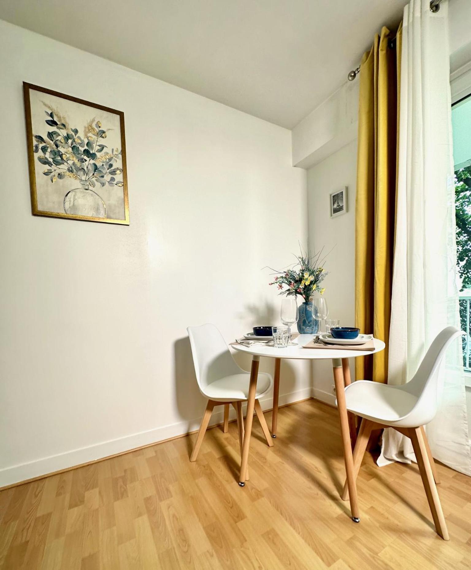Le Bleu Soleil - A 2 Min Du Metro - 7 Min De Paris Apartment Майсонс-Алфорт Екстериор снимка